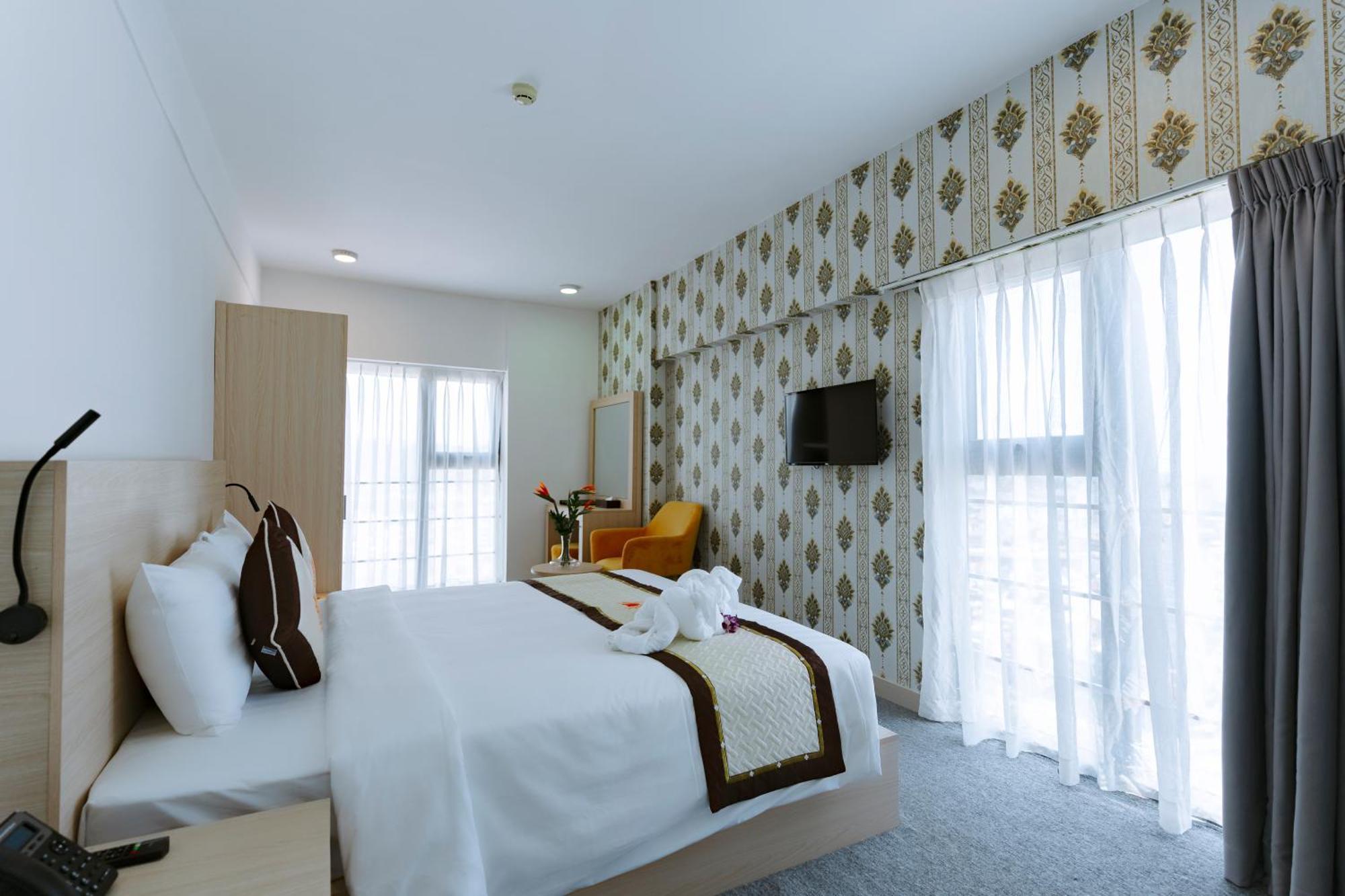 Napoleon Nha Trang Hotel Экстерьер фото